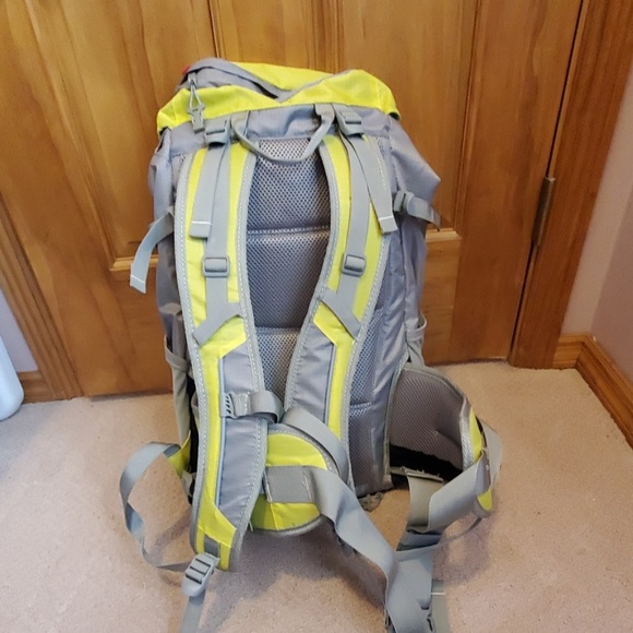 topi 2l hydration pack
